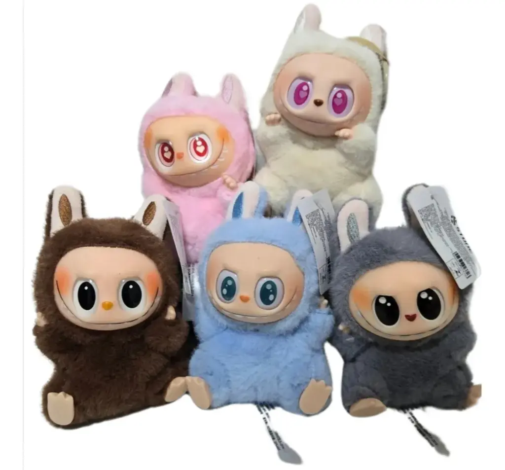 Labubu Have A Seat: pelúcia Pop Mart encanta crianças