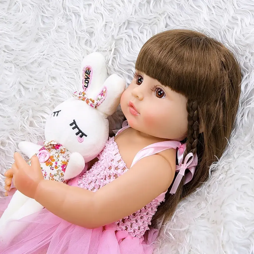 VXN lança boneca reborn Princesa Rosa que conquista Brasil