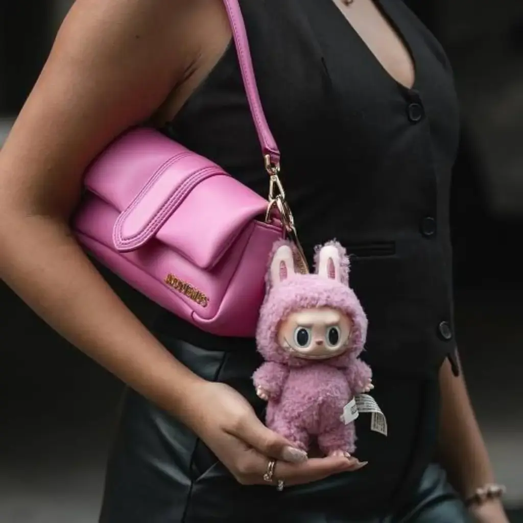Labubu Pop Mart colecionável de luxo conquista crianças