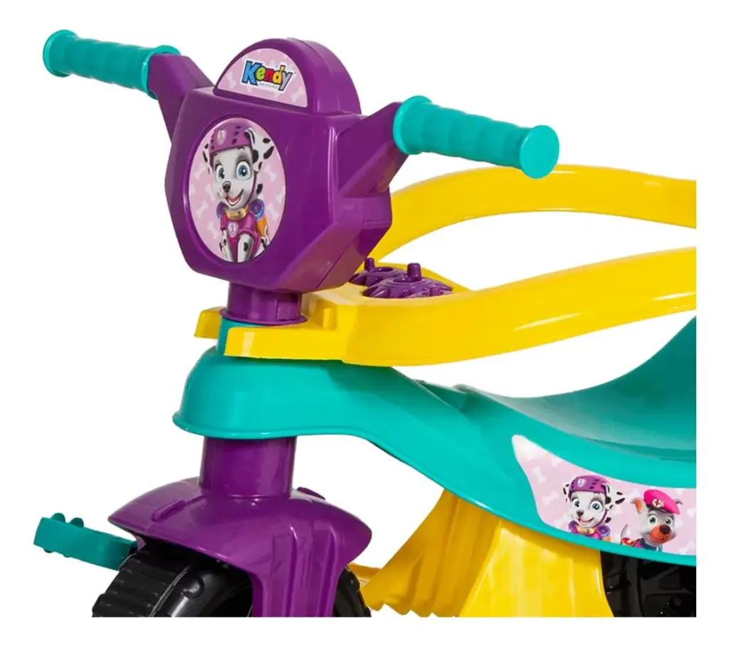 Triciclo Kendy Baby Dog Tiffany conquista pais e pequenos